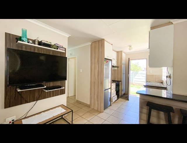 3 BEDROOM HOUSE FOR SALE IN SKY CITY